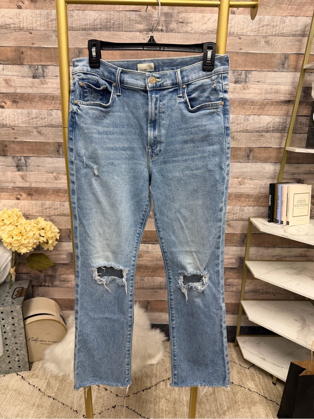 Mother light blue distressed high rise ankle jean 31